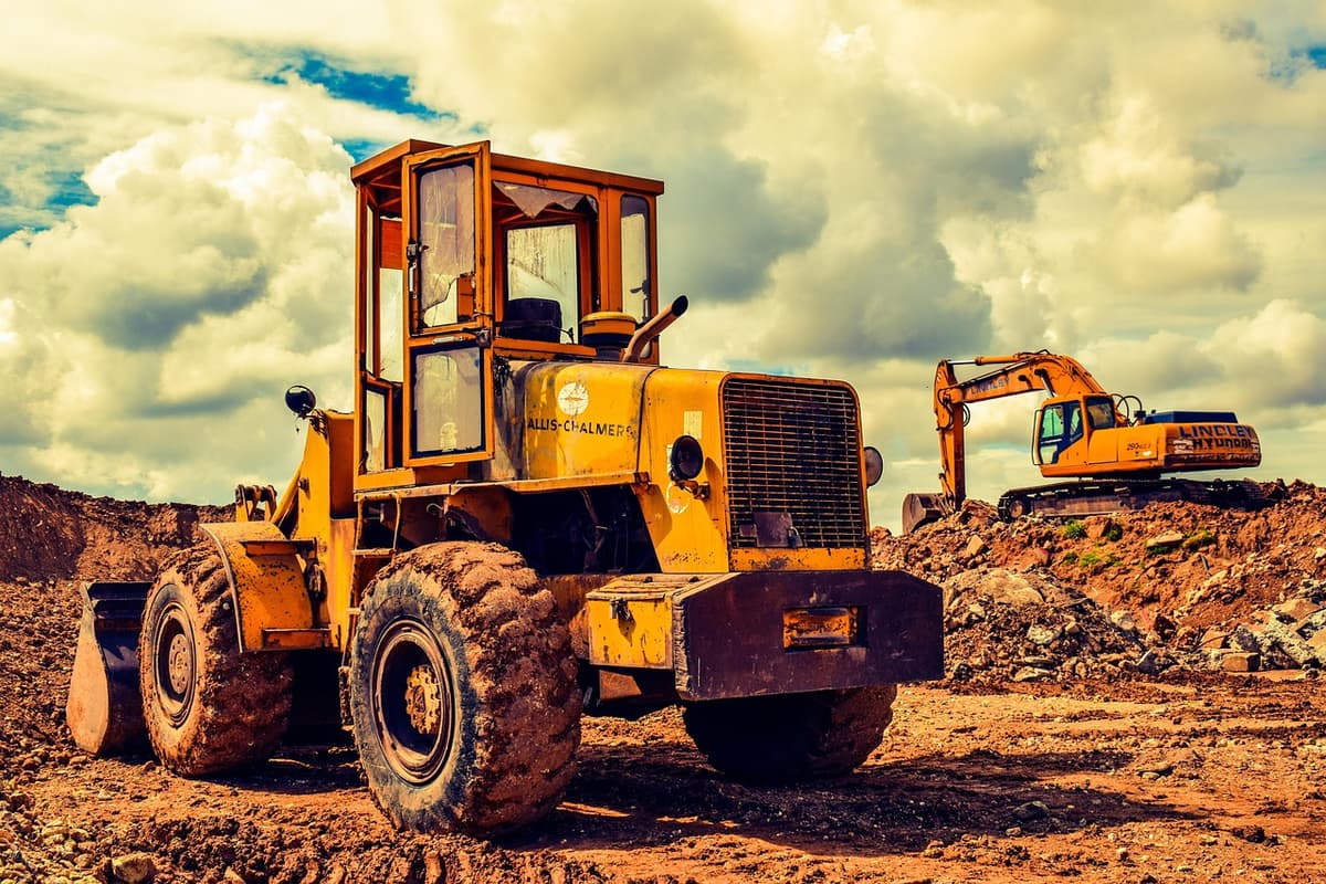 Construction equipment rental